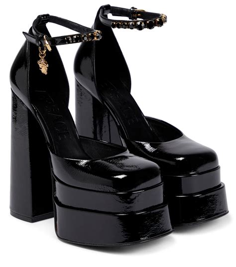 versace pumps damen|Versace high heel boots.